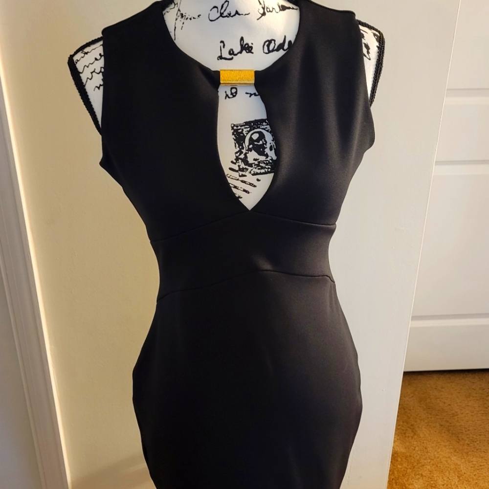 Kardashian Kollection - Gold Bar Ottoman Dress